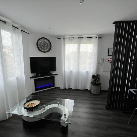 Апартаменты Appart De Luxe Tout Confort Jusqu A 4 Personnes Triel-sur-Seine Экстерьер фото