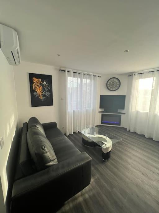 Апартаменты Appart De Luxe Tout Confort Jusqu A 4 Personnes Triel-sur-Seine Экстерьер фото